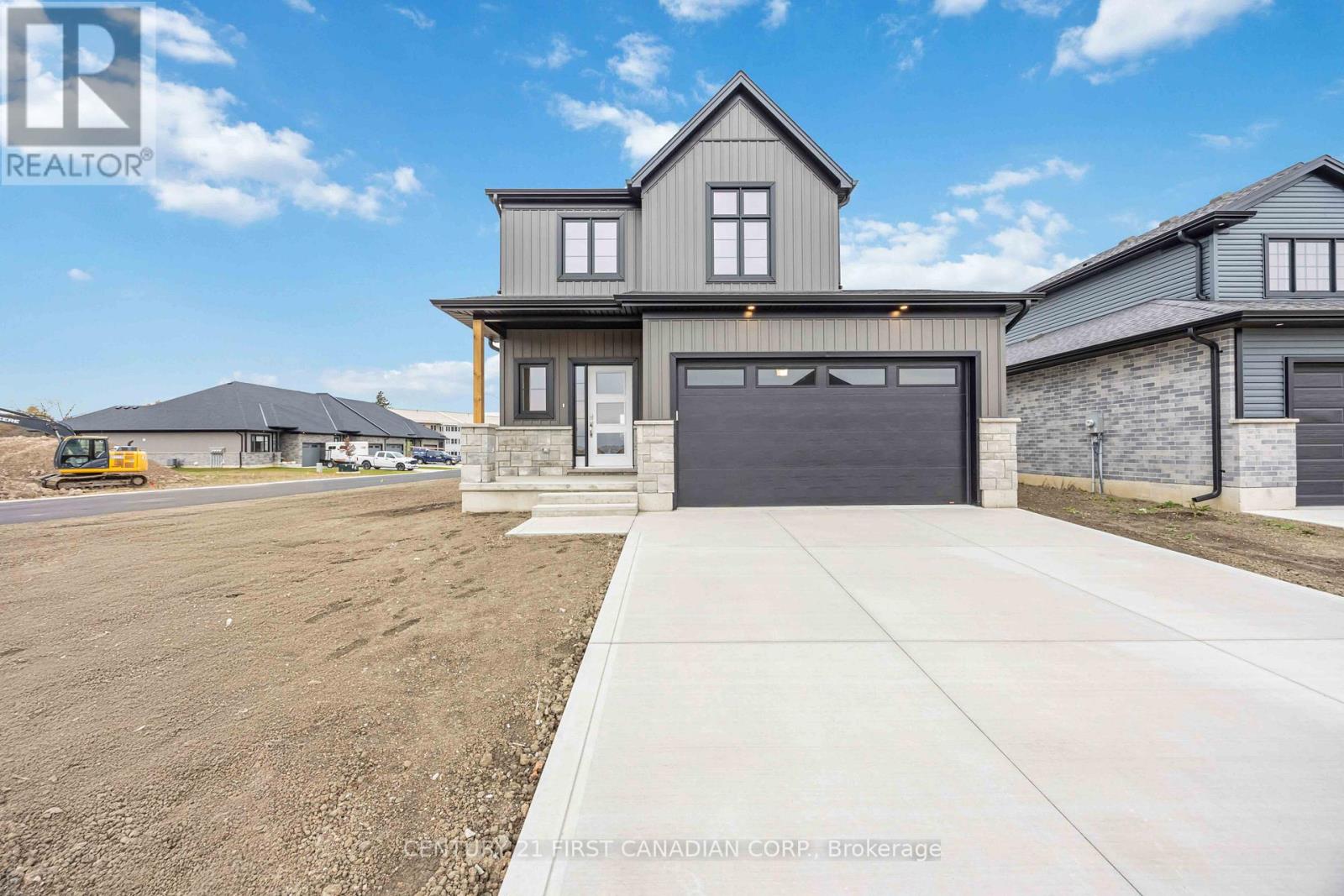 9 POSTMA CRESCENT, North Middlesex