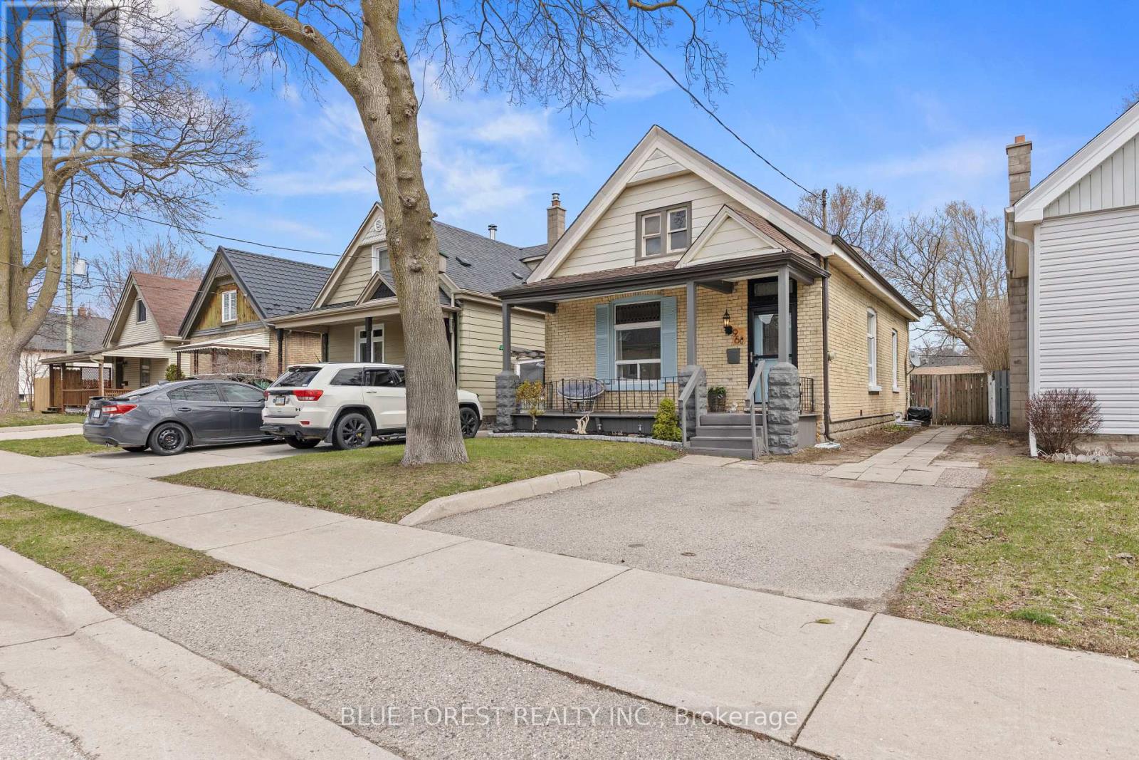 96 DREANEY AVENUE, London East (East L)