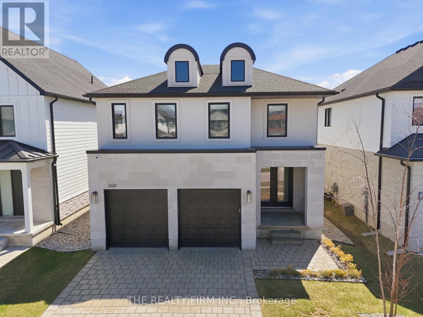 2611 BUROAK DRIVE, London North (North S)