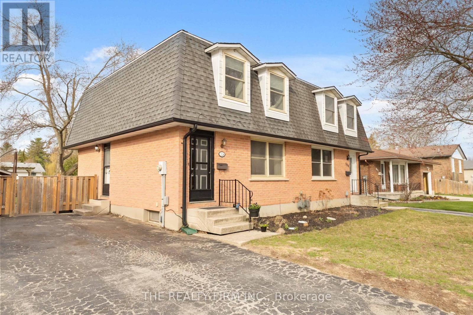 324 OAK AVENUE, Strathroy-Caradoc (SW)