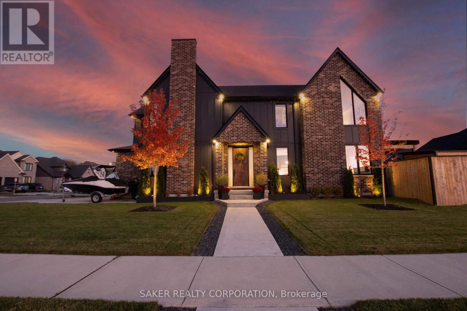 3 POOLE CRESCENT, Middlesex Centre