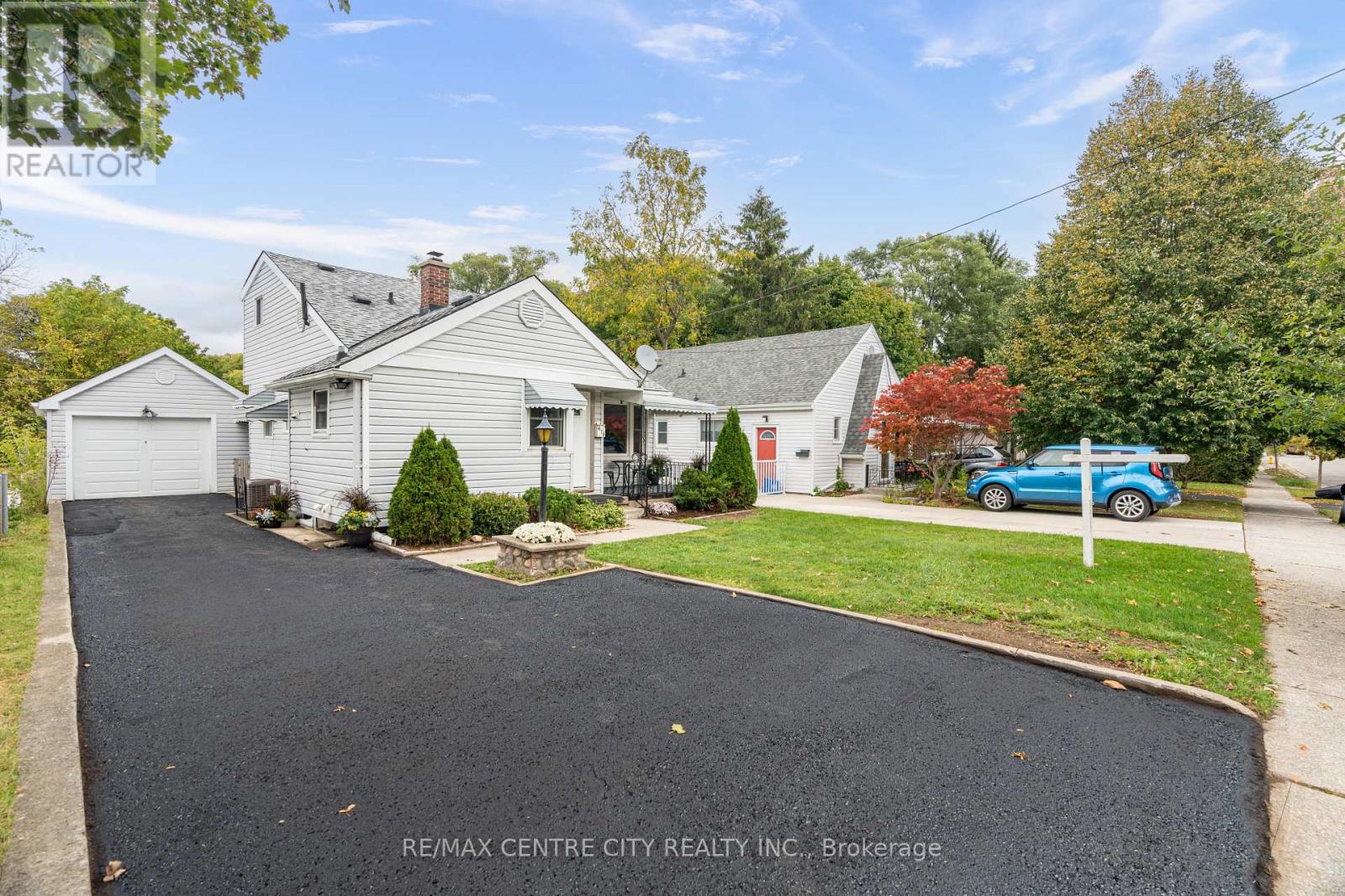 478 MOORE STREET, London South (South F)