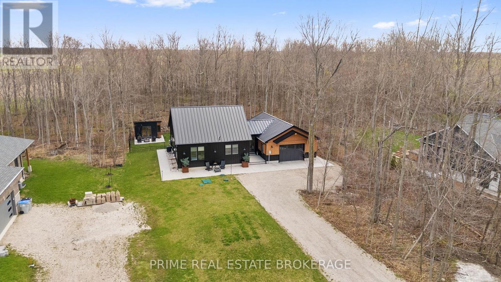 74356 DRIFTWOOD DRIVE, Bluewater (Stanley)