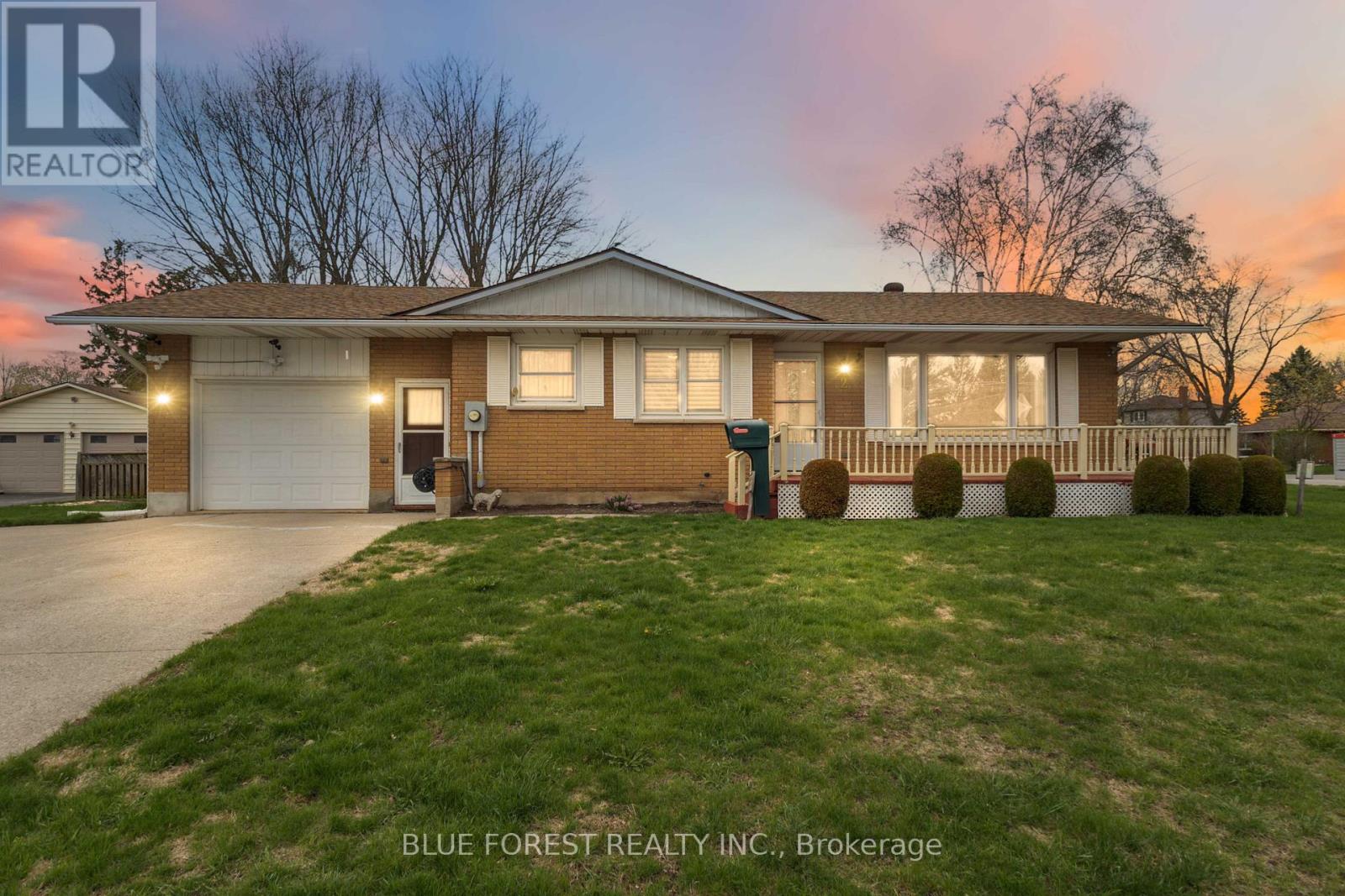 2 WADSWORTH DRIVE, Ingersoll (Ingersoll - South)