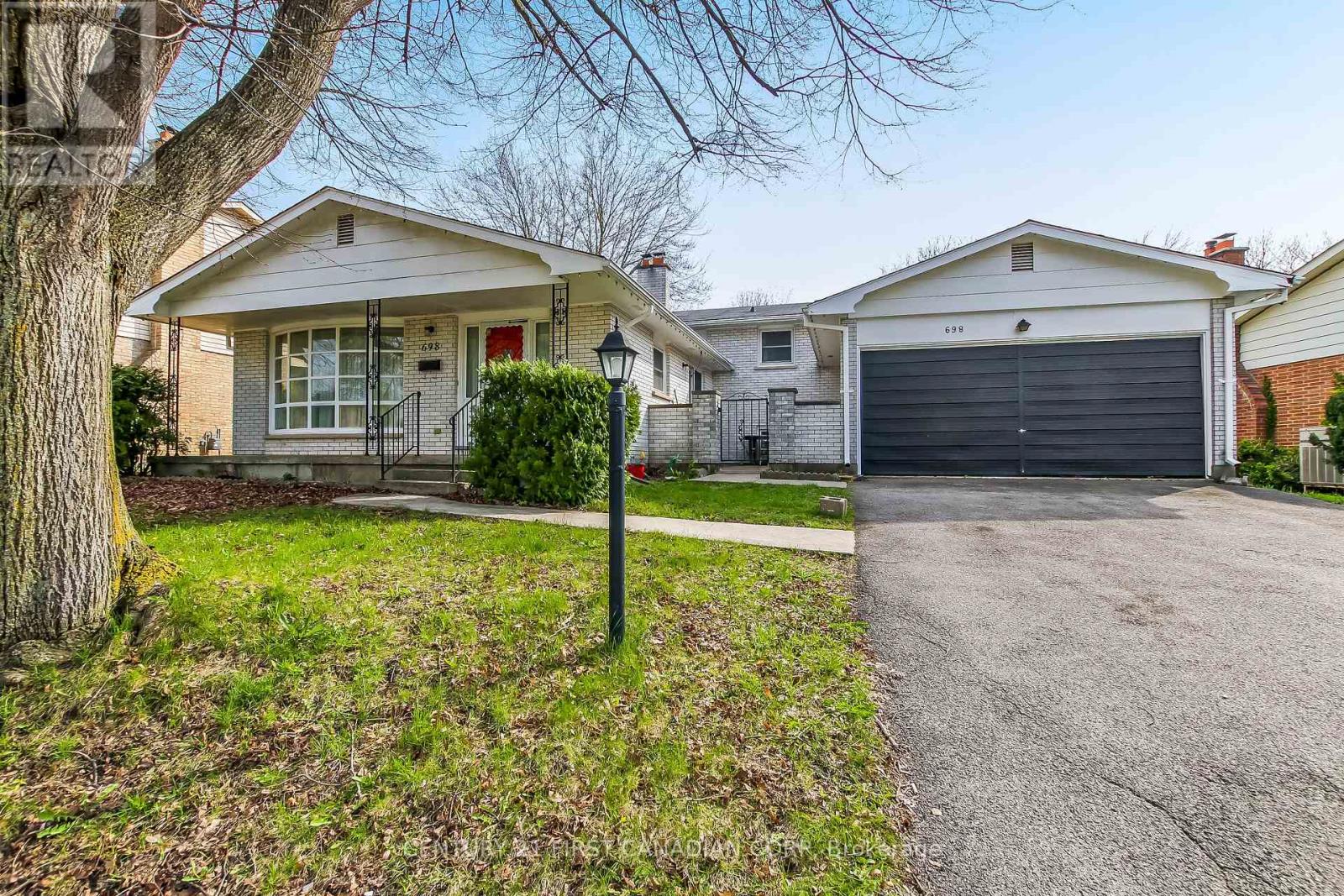 698 CHIDDINGTON AVENUE, London South (South R)