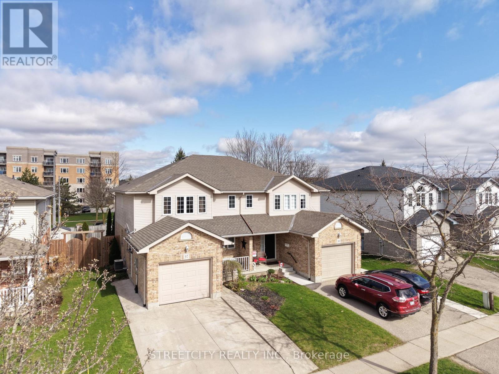 97 GREGORY CRESCENT, Stratford
