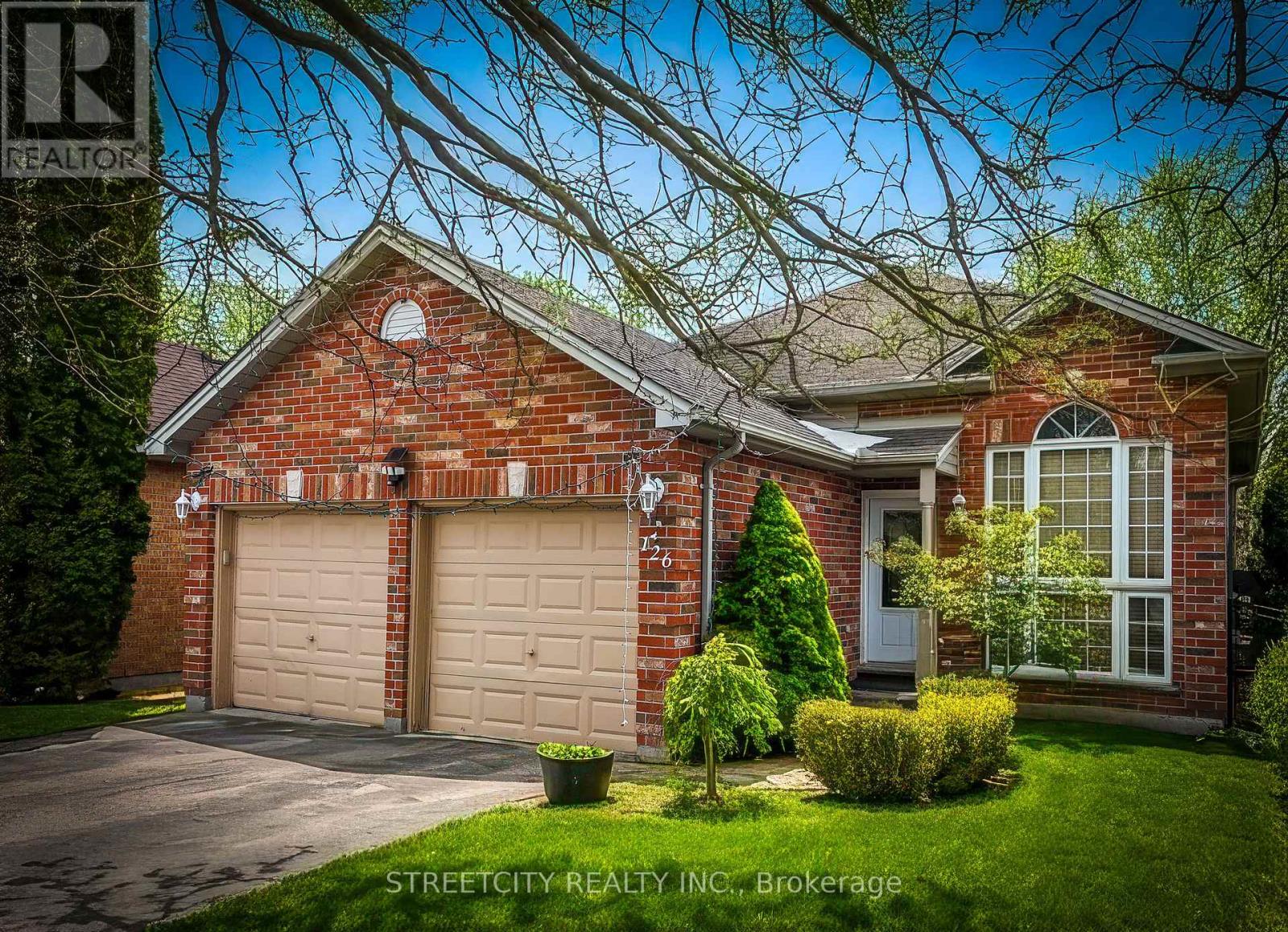 126 MEADOWRIDGE ROAD, London North (North M)