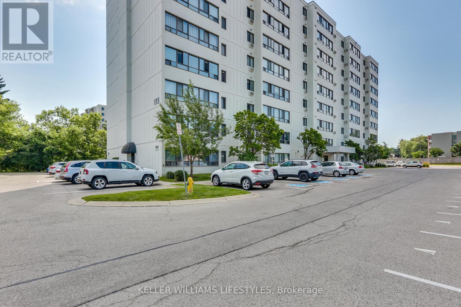 206 - 135 BASELINE ROAD W, London