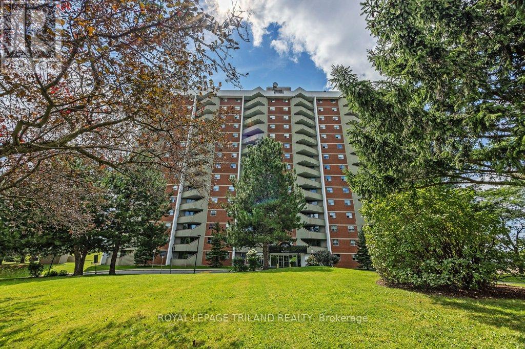 1104 - 1105 JALNA BOULEVARD, London