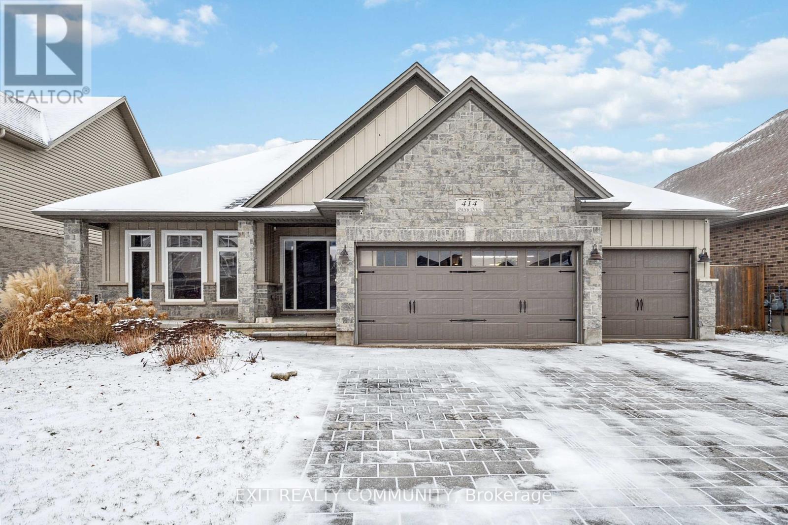 414 DARCY DRIVE, Strathroy-Caradoc (NE)