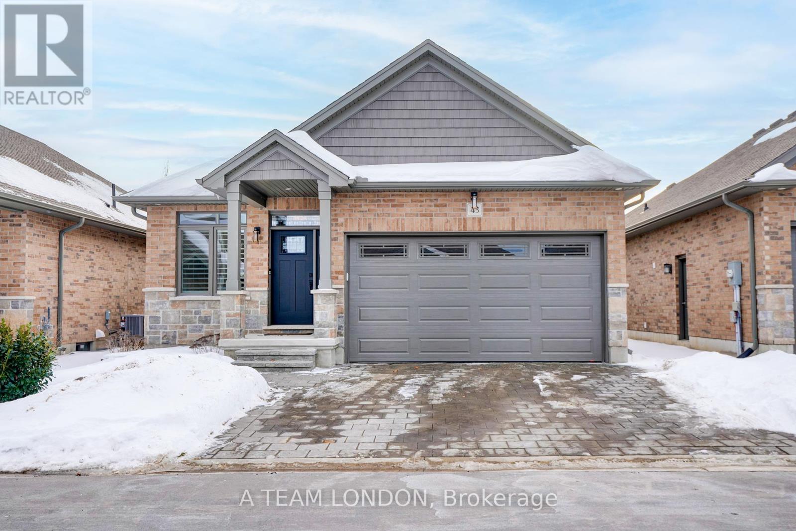 43 - 159 COLLINS WAY, Strathroy-Caradoc (SE)