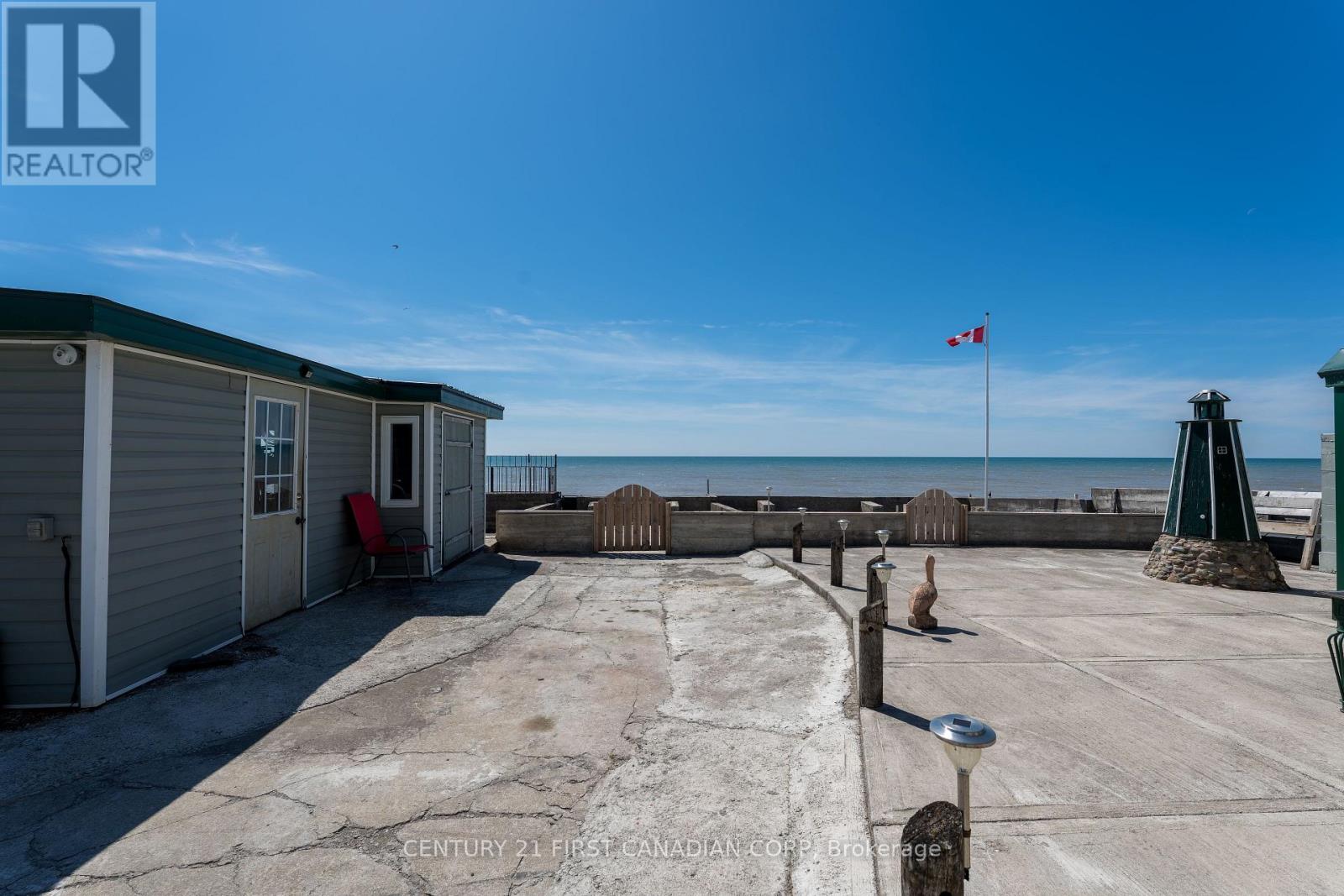 18518 ERIE SHORE DRIVE, Chatham-Kent (Blenheim)