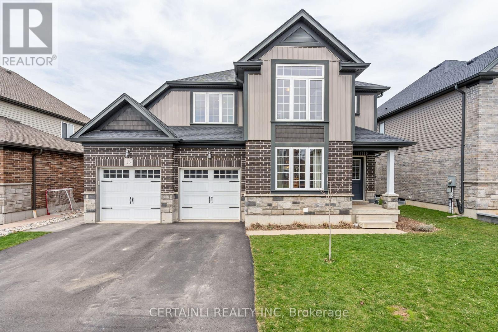 16 ANDERSON CRESCENT, Stratford
