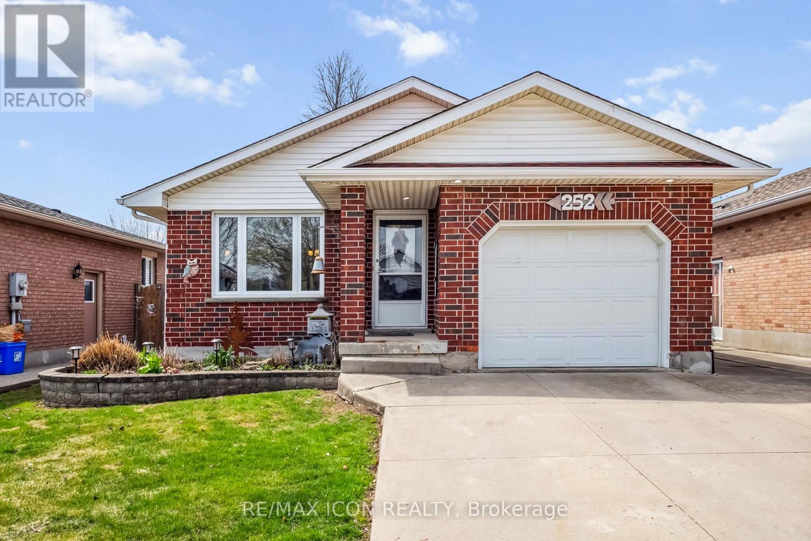 252 JOSSELYN DRIVE, London South (South X)