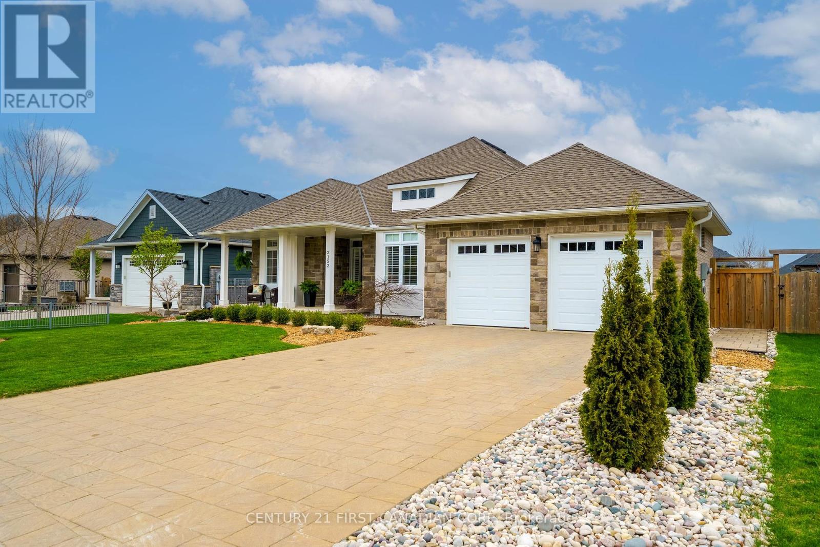 2152 LOCKWOOD CRESCENT, Strathroy Caradoc