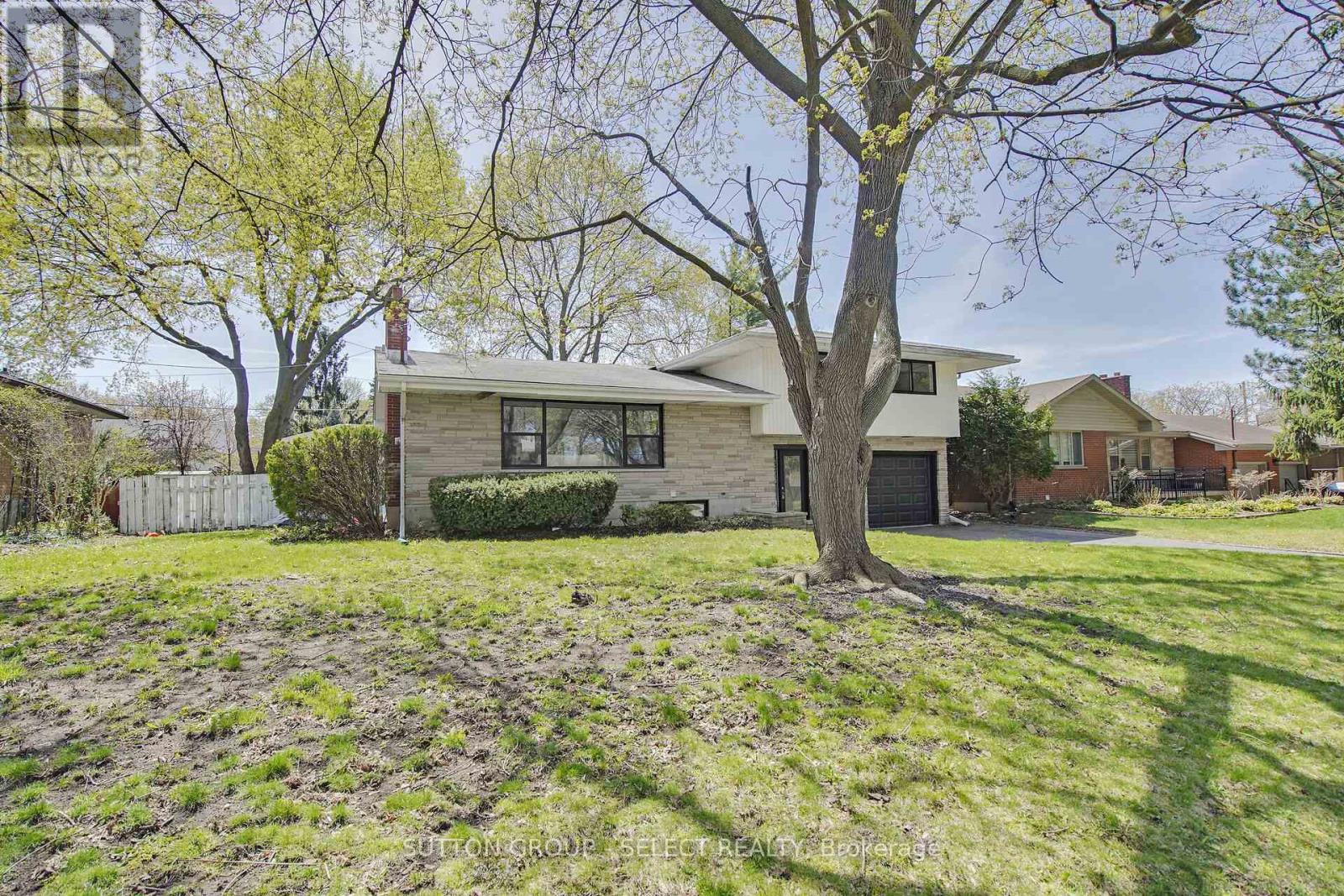 481 BASELINE ROAD E, London South (South G)