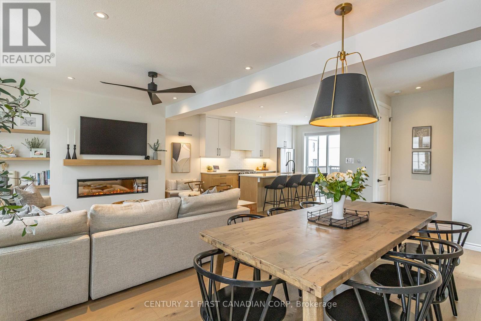 51 - 435 CALLAWAY ROAD, London North (North R)