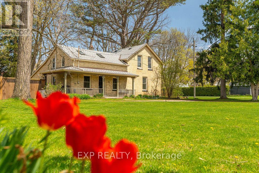 140 WILLIAM STREET, North Middlesex (Alisa Craig)