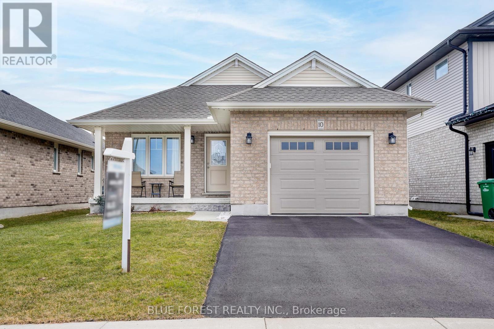 10 AUBURN DRIVE, St. Thomas