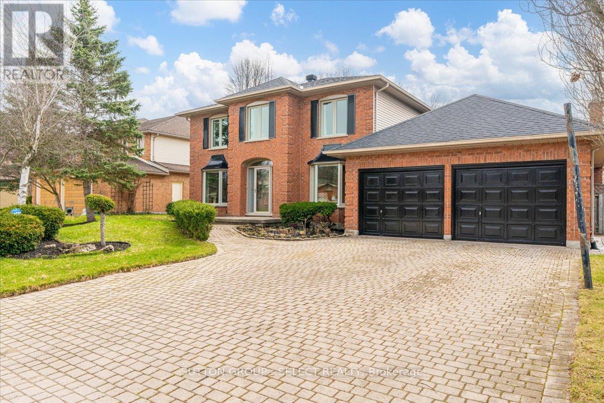 5 LAVENDER WAY, London North (North G)