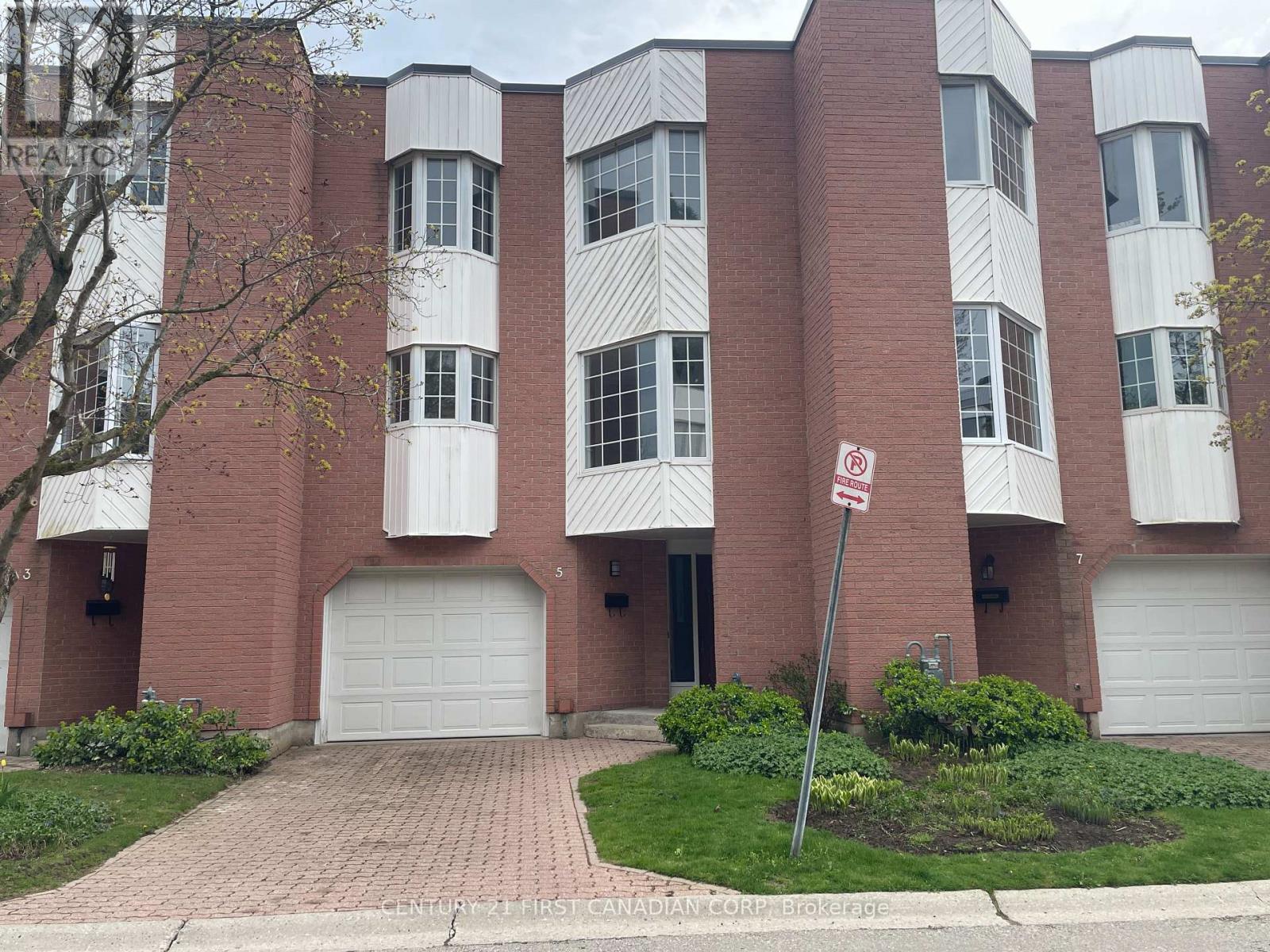 5 - 703 WINDERMERE ROAD, London North (North G)