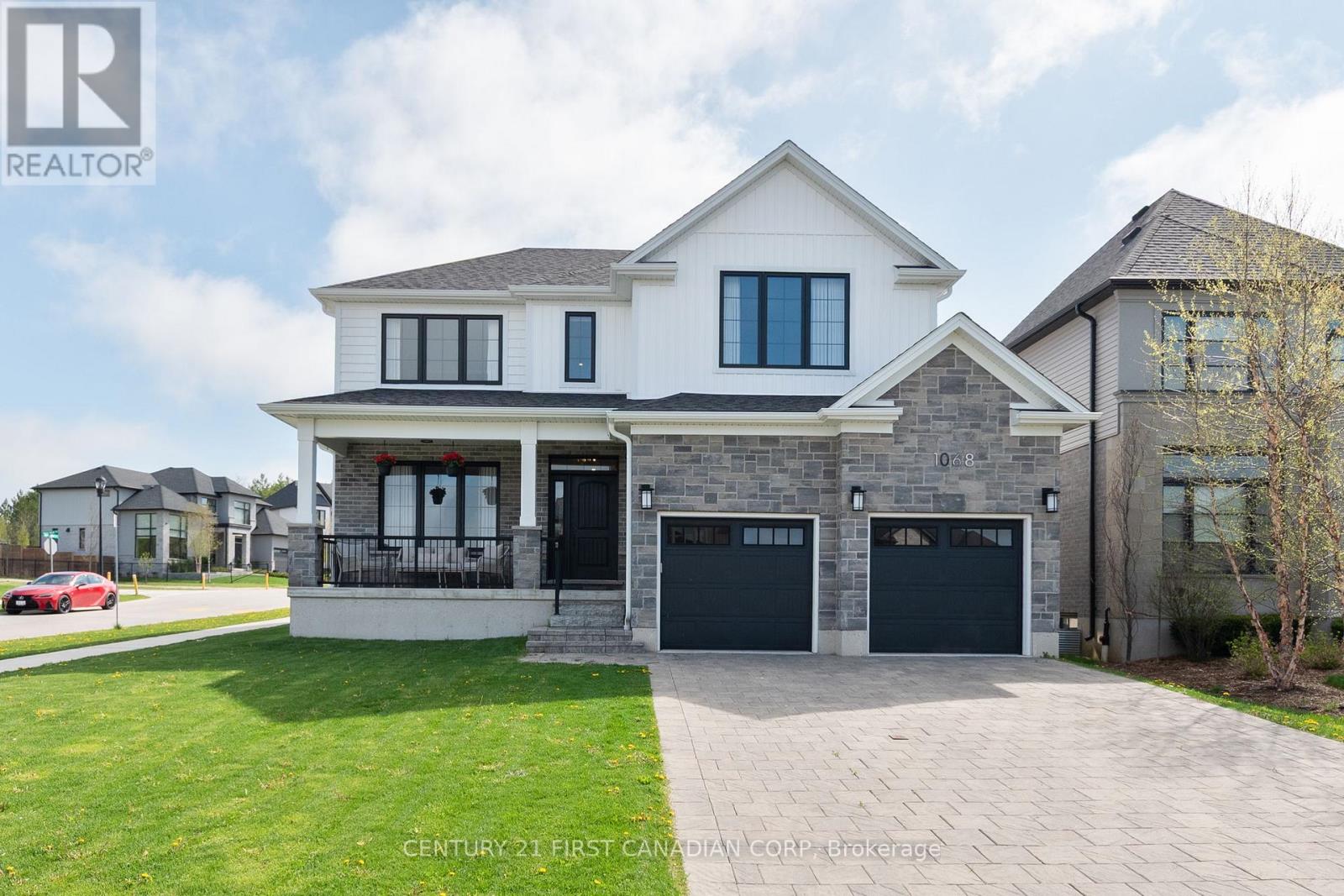 1068 TRAILSWAY AVENUE, London South (South B)