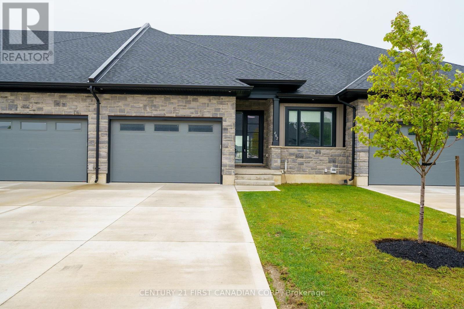 482 KIP LANE, Plympton-Wyoming (Plympton Wyoming)