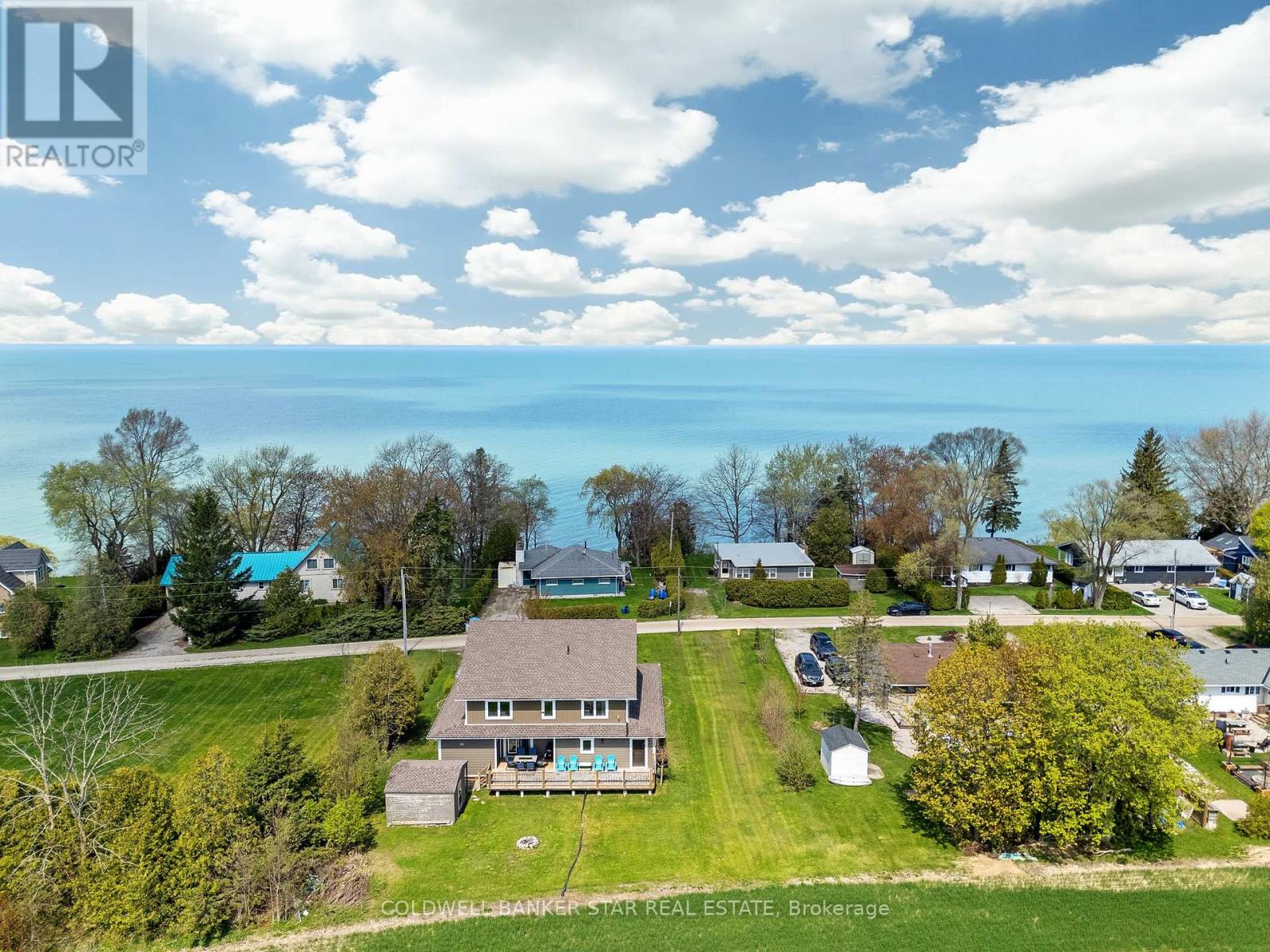 71694 OLD CEDARBANK LANE, Bluewater (Hay)