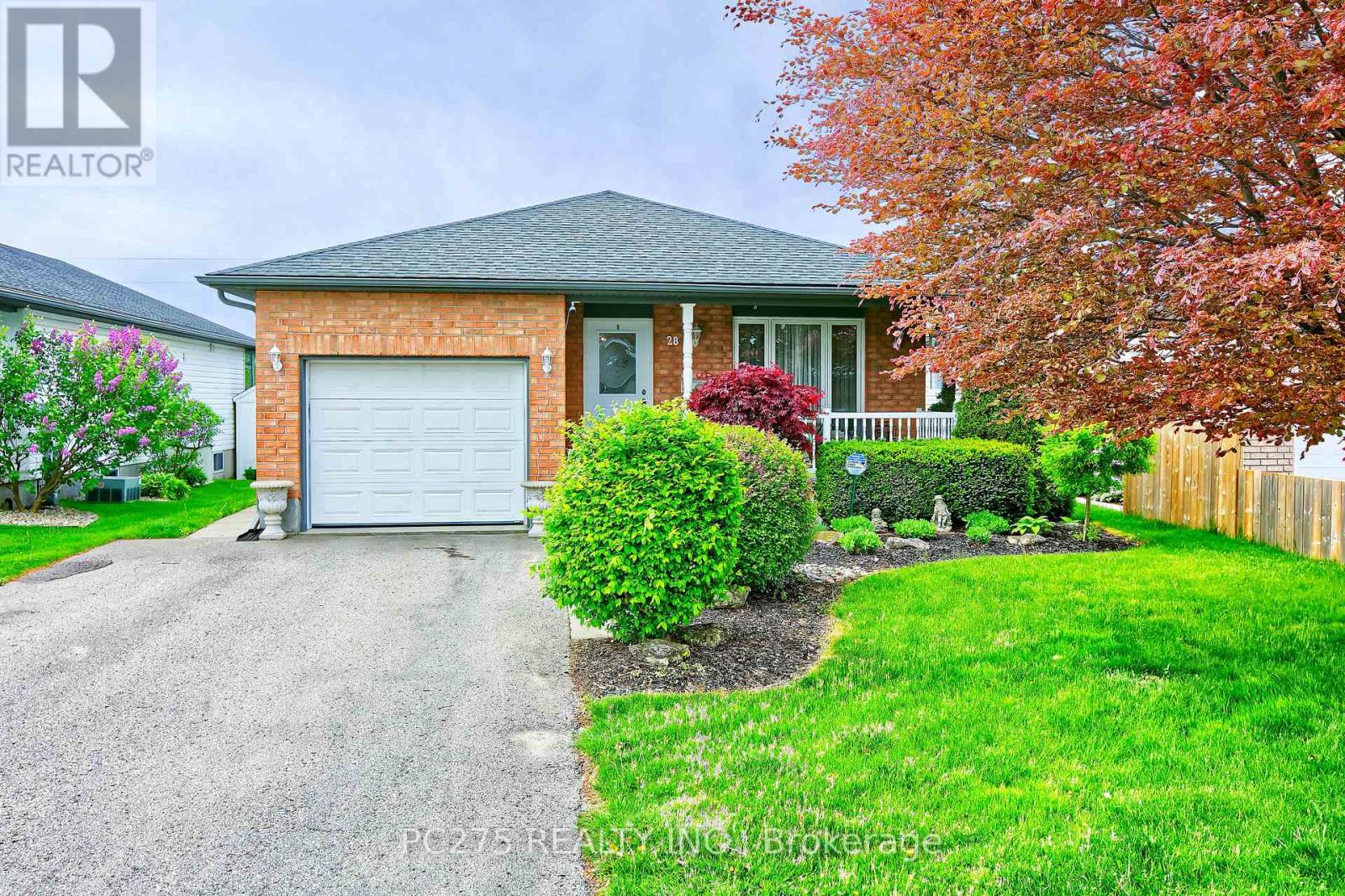 28 REBECCA DRIVE, Aylmer