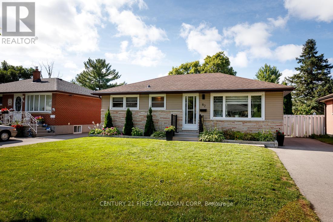82 QUEENSTON CRESCENT, London East (East O)