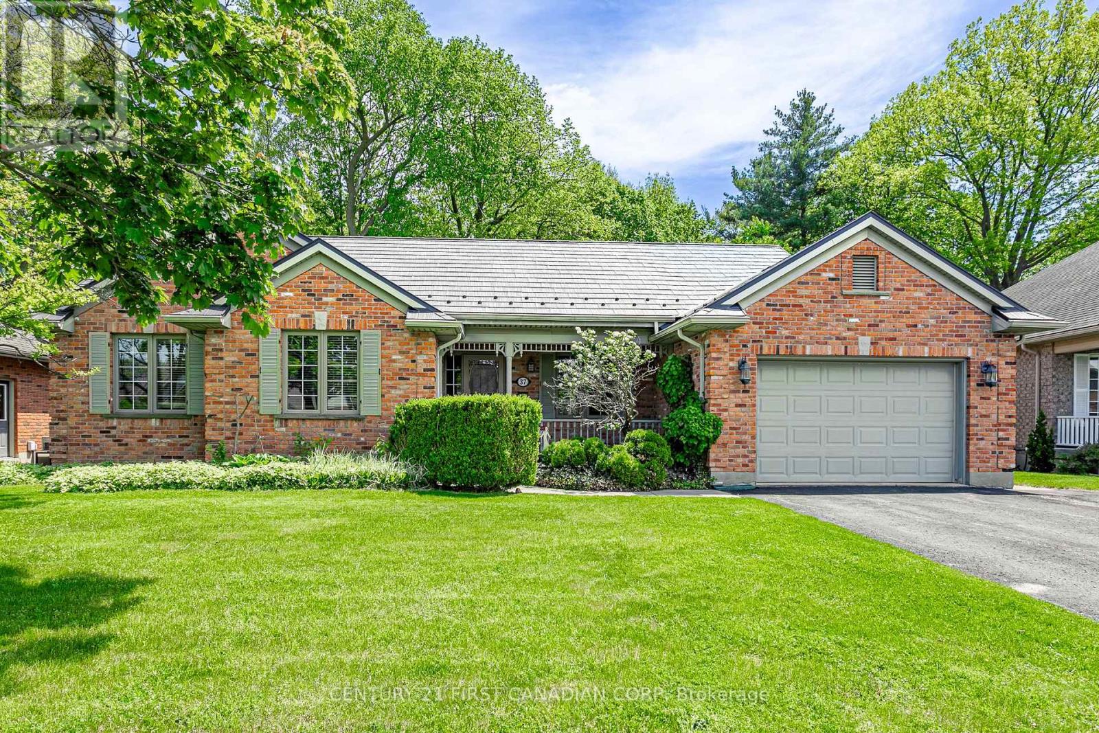 37 TARRY PARKWAY, Aylmer