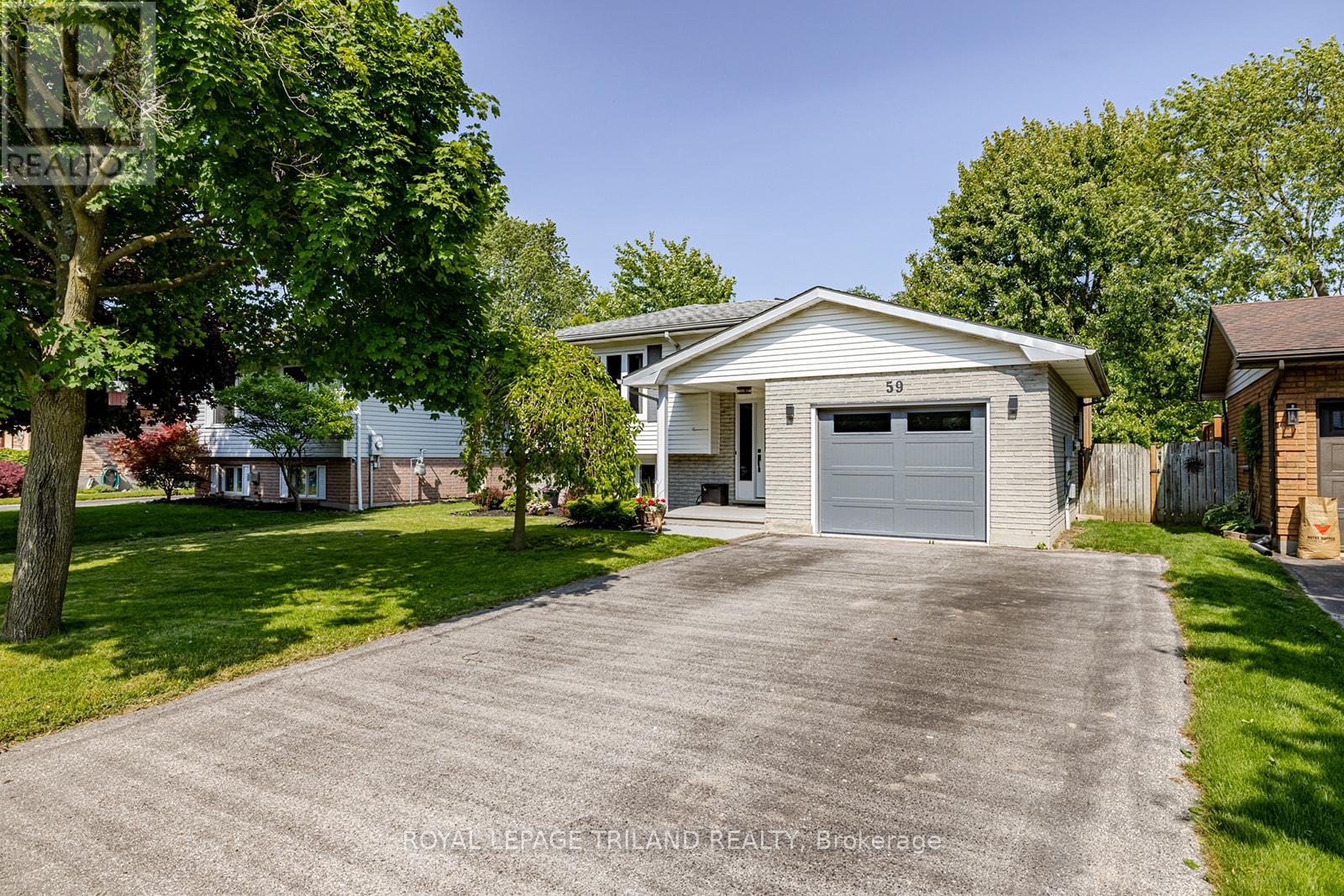 59 FARMINGTON AVENUE, Aylmer