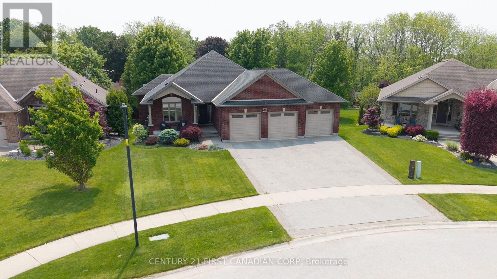 378 MACDONALD STREET, Strathroy Caradoc (NE)