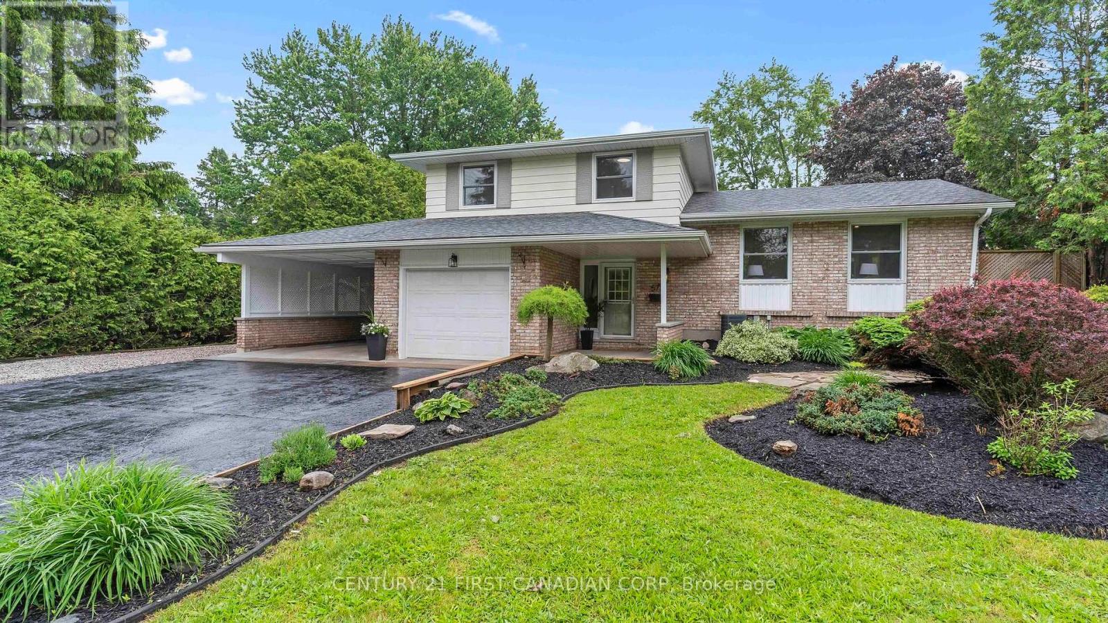 573 CHURCHILL CRESCENT, Strathroy-Caradoc (Mount Brydges)