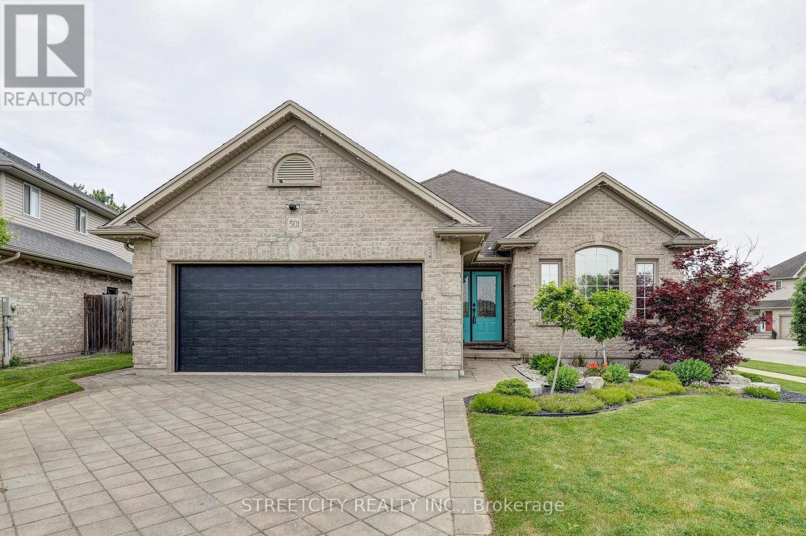501 DARCY DRIVE, Strathroy-Caradoc (NE)