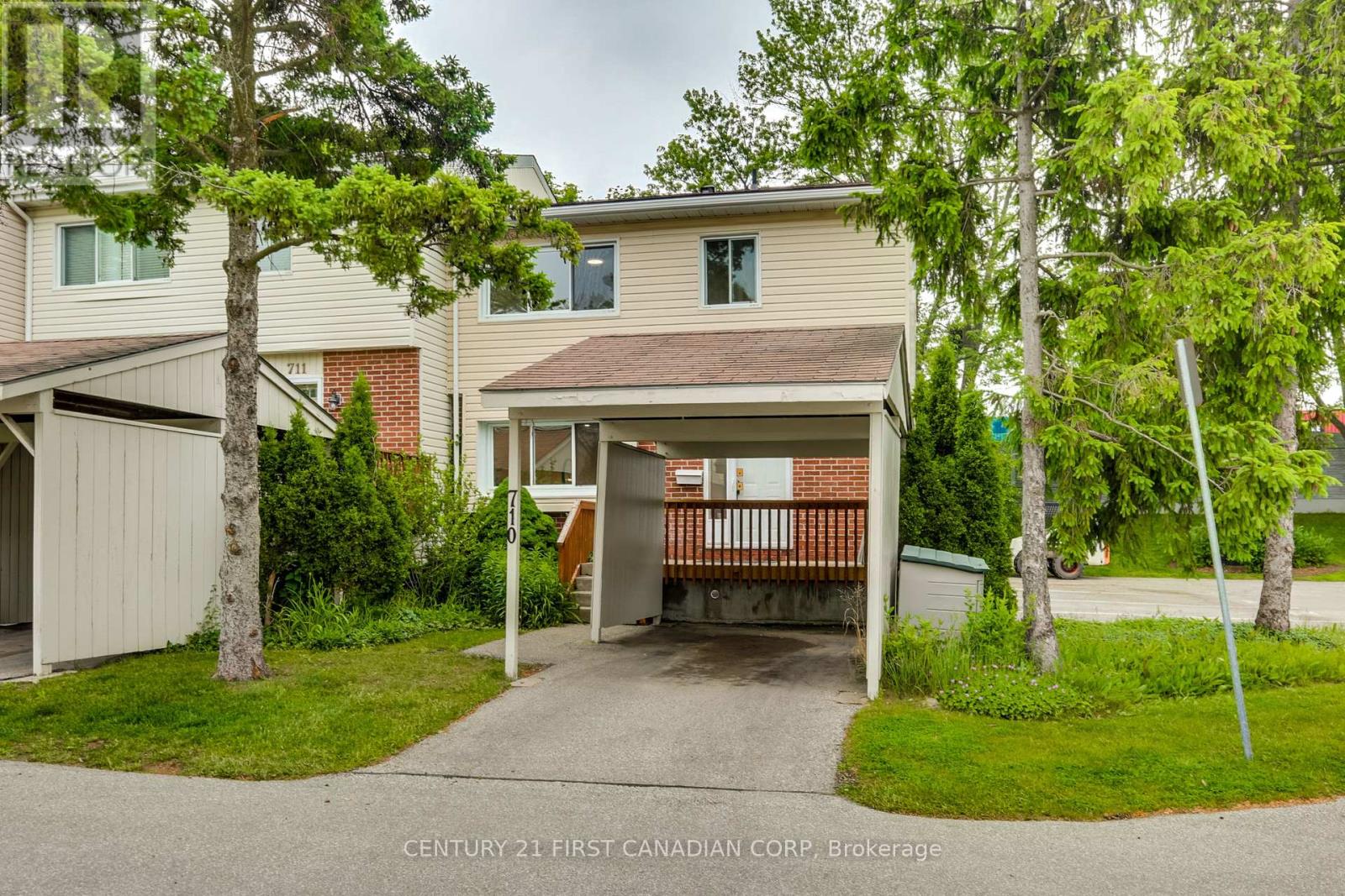 710 WILKINS STREET, London South (South R)