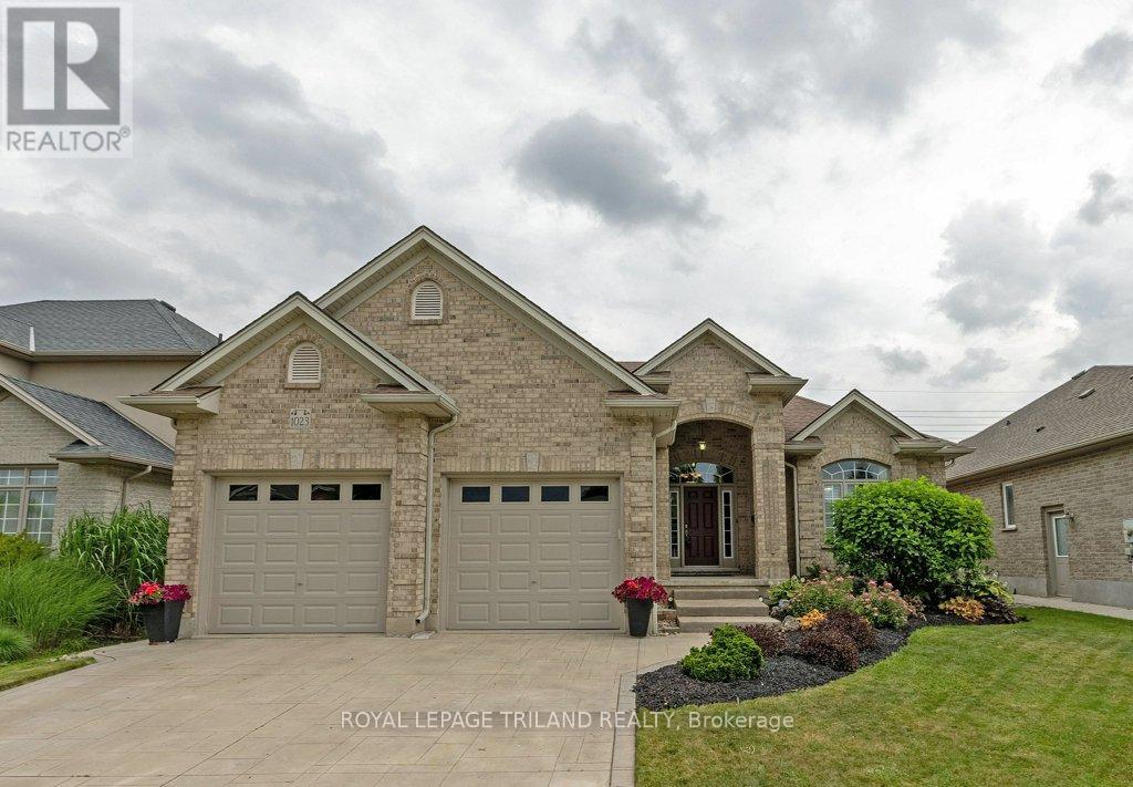 1023 MANCHESTER ROAD, London North (North L)