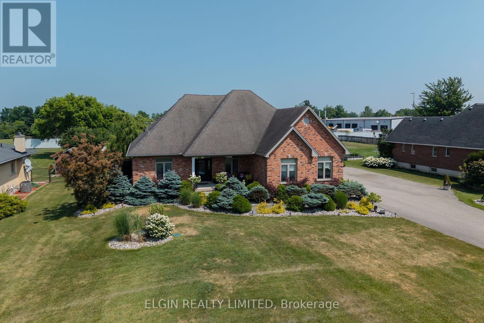 9538 TOWER ROAD, Central Elgin