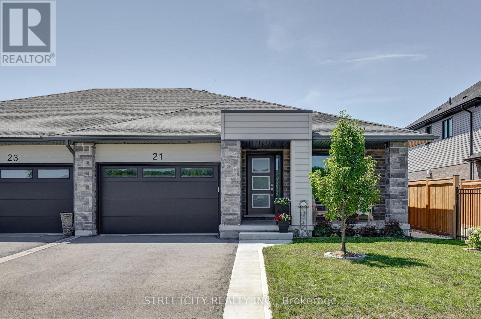21 FEATHERS CROSSING, St. Thomas