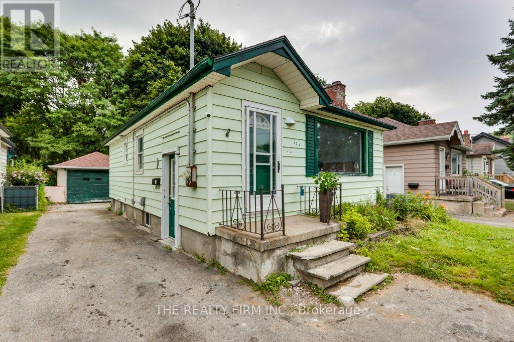 520 HIGHBURY AVENUE N, London East (East N)