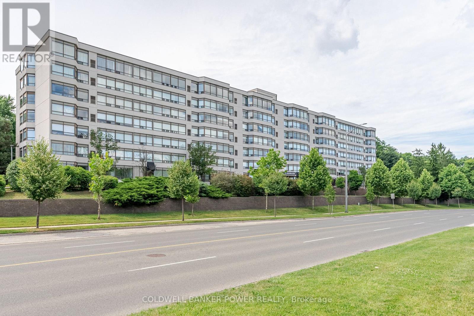 415 - 521 RIVERSIDE DRIVE, London North (North P)