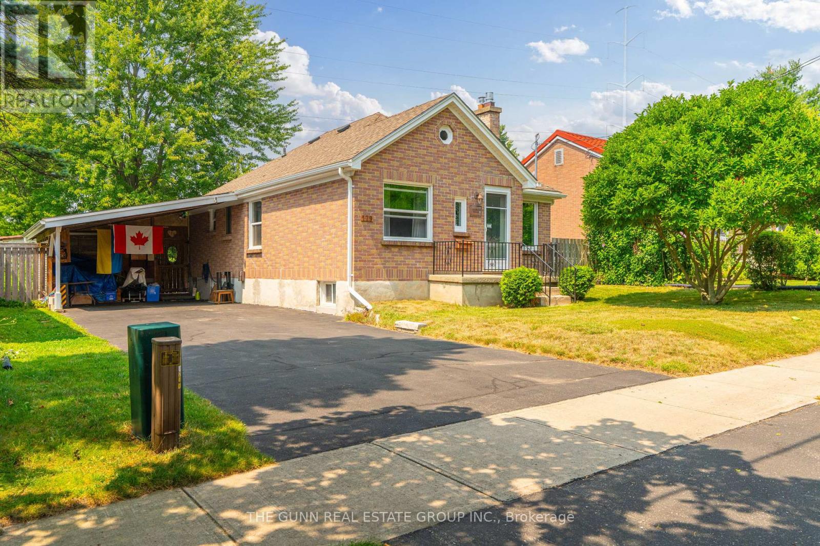 129 FAIRMONT AVENUE, London East (East O)