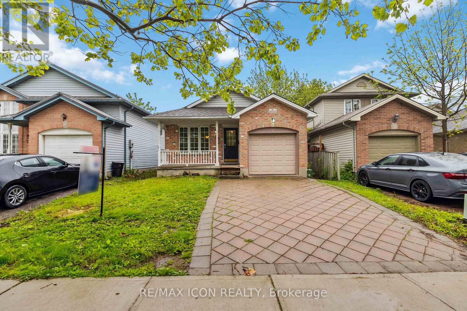 238 FLEMING DRIVE, London East (East D)