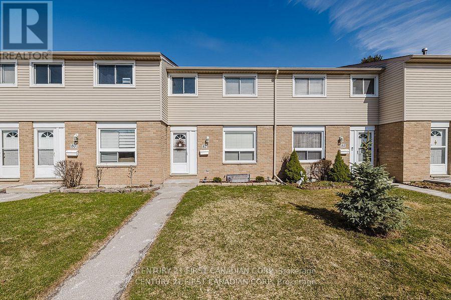 82 - 40 TIFFANY DRIVE, London East (East I)