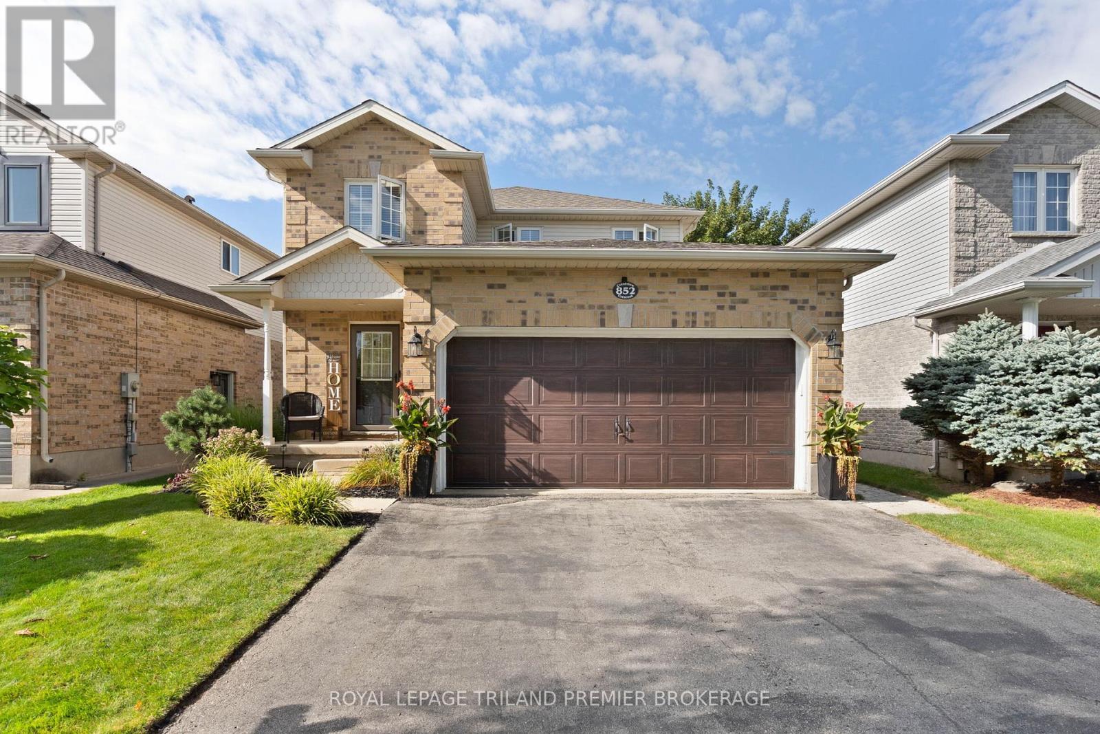 852 CRESTVIEW CRESCENT, London South (South W)