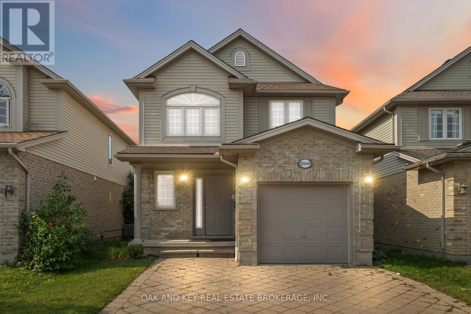 2588 MEADOWGATE BOULEVARD, London South (South U)