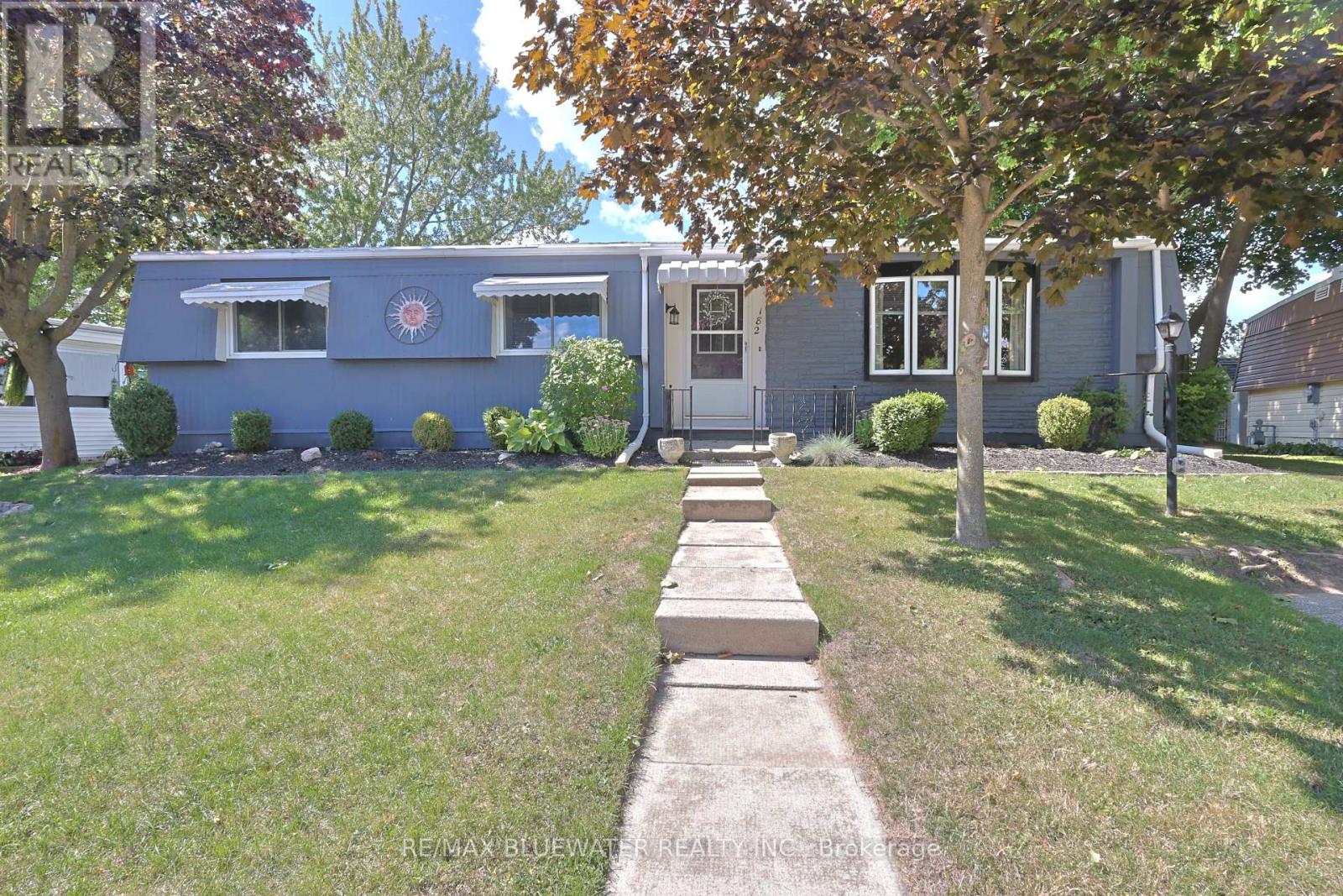 182 PEBBLE BEACH PARKWAY, South Huron (Stephen)