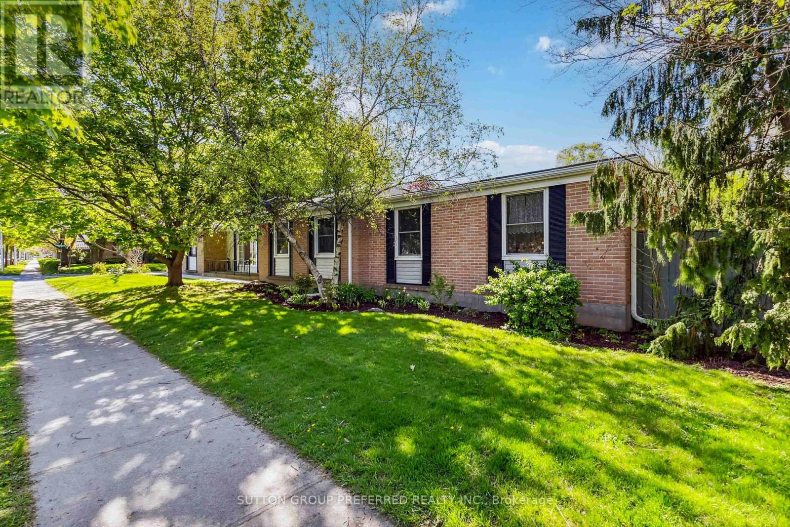 52 STUYVESANT PLACE, London South (South N)