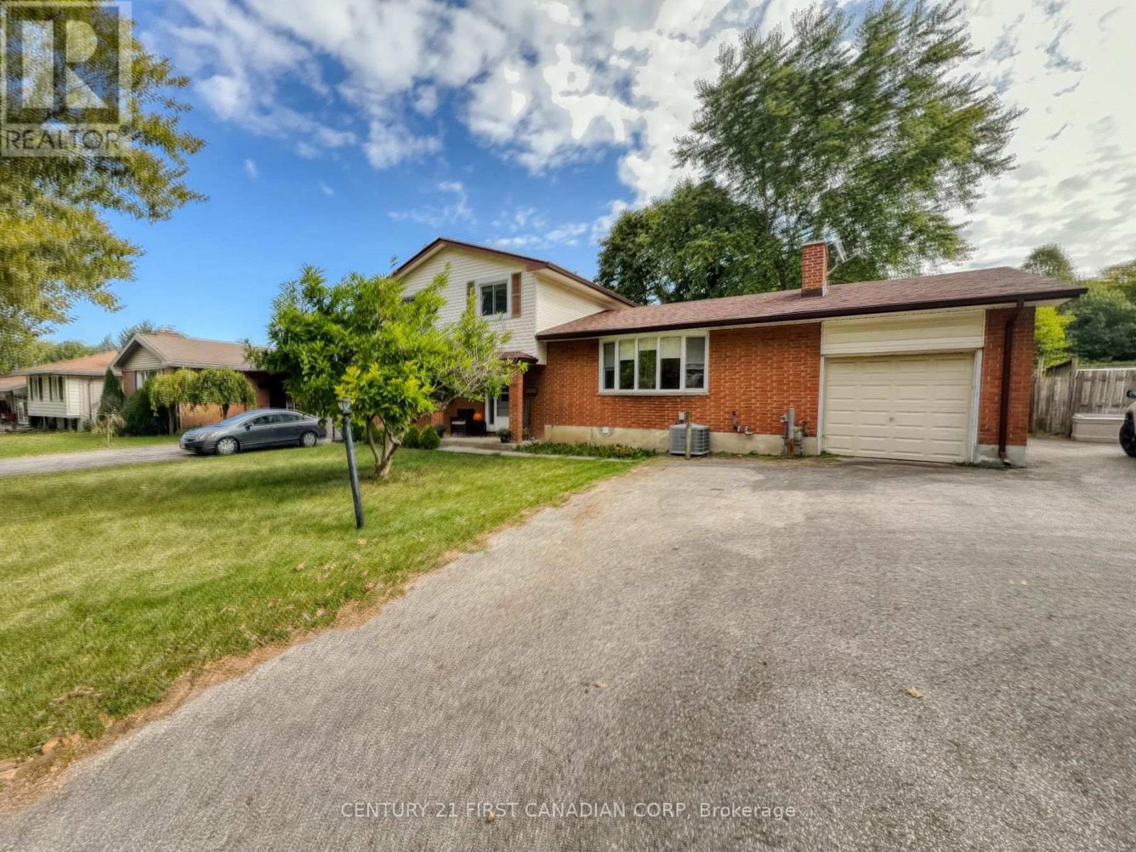 628 VISCOUNT ROAD, London South (South O)