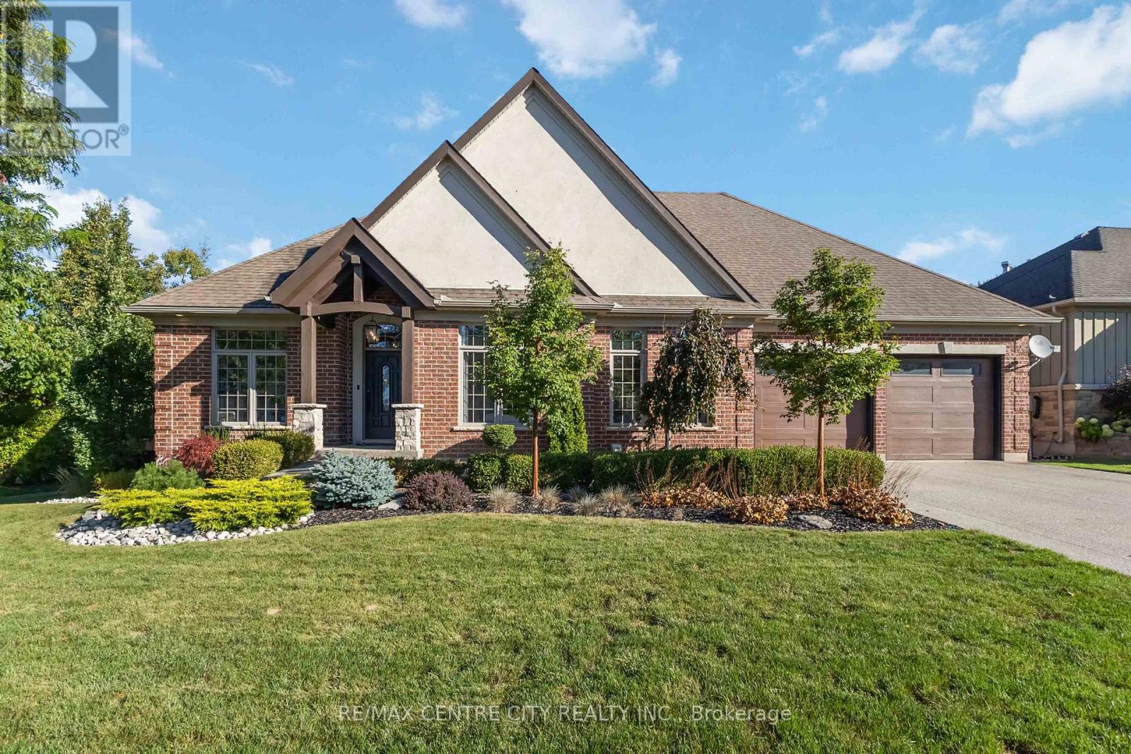 7 MARY BUCKE STREET, St. Thomas